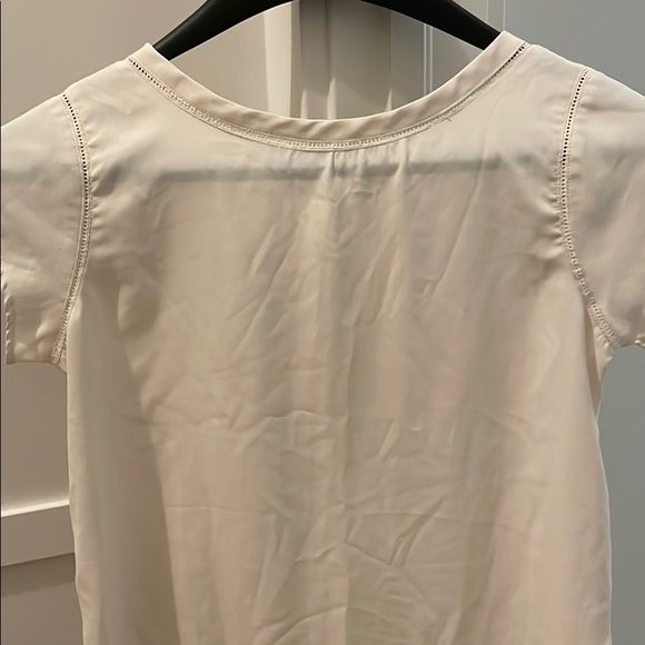 Loft Top - Picture 2 of 5